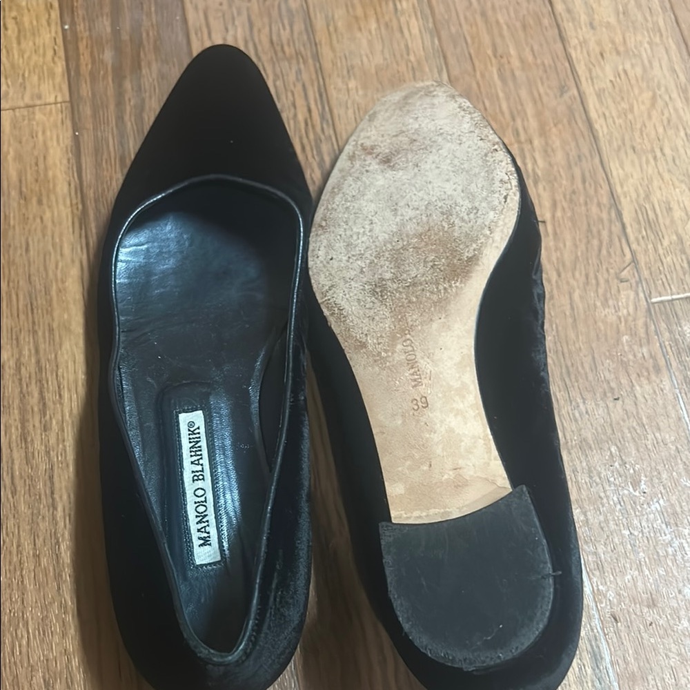 Manolo Blahnik Black Flats Velvet Pointed Toe - Picture 6 of 10